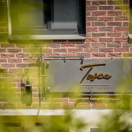 Tosca - Vinny Sklep Prušánky